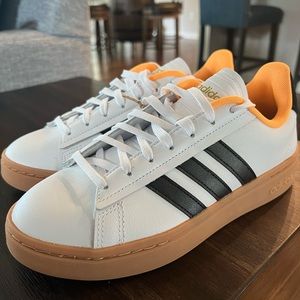 Adidas Grand Court Alpha
